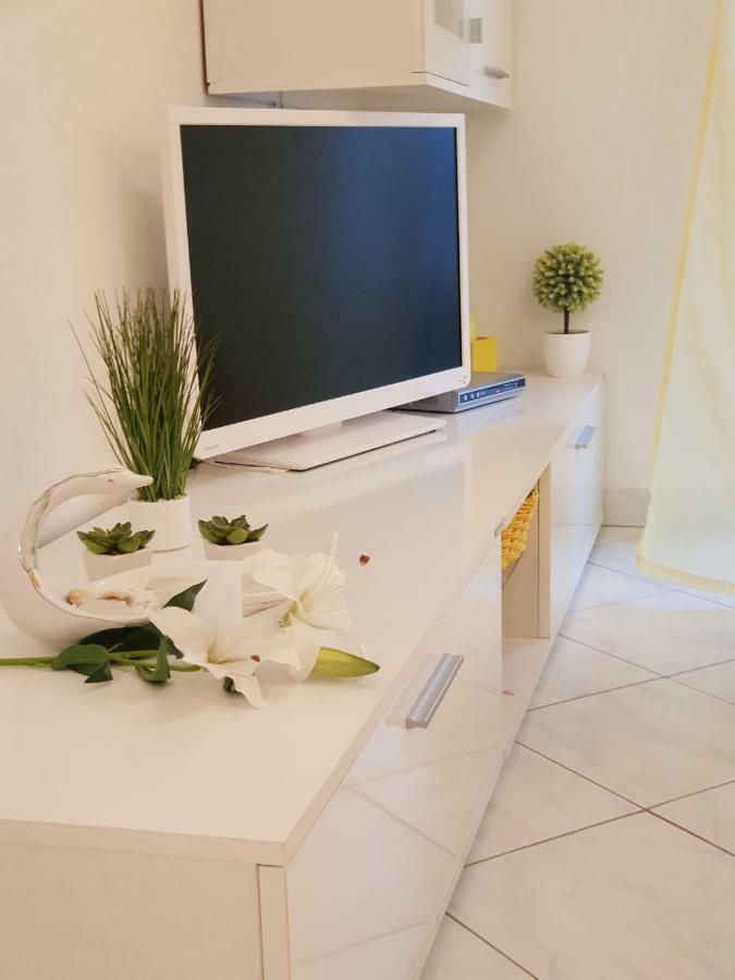 Apartment Rosana Rabac Exterior photo